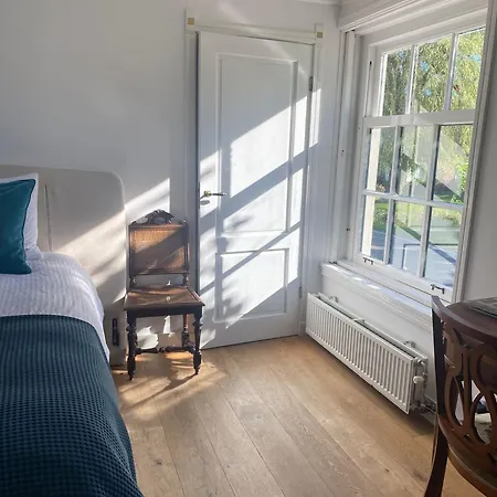 Beautiful Renovated *