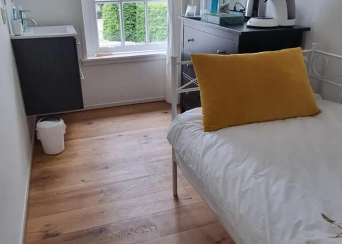 Beautiful Renovated 게스트하우스 *